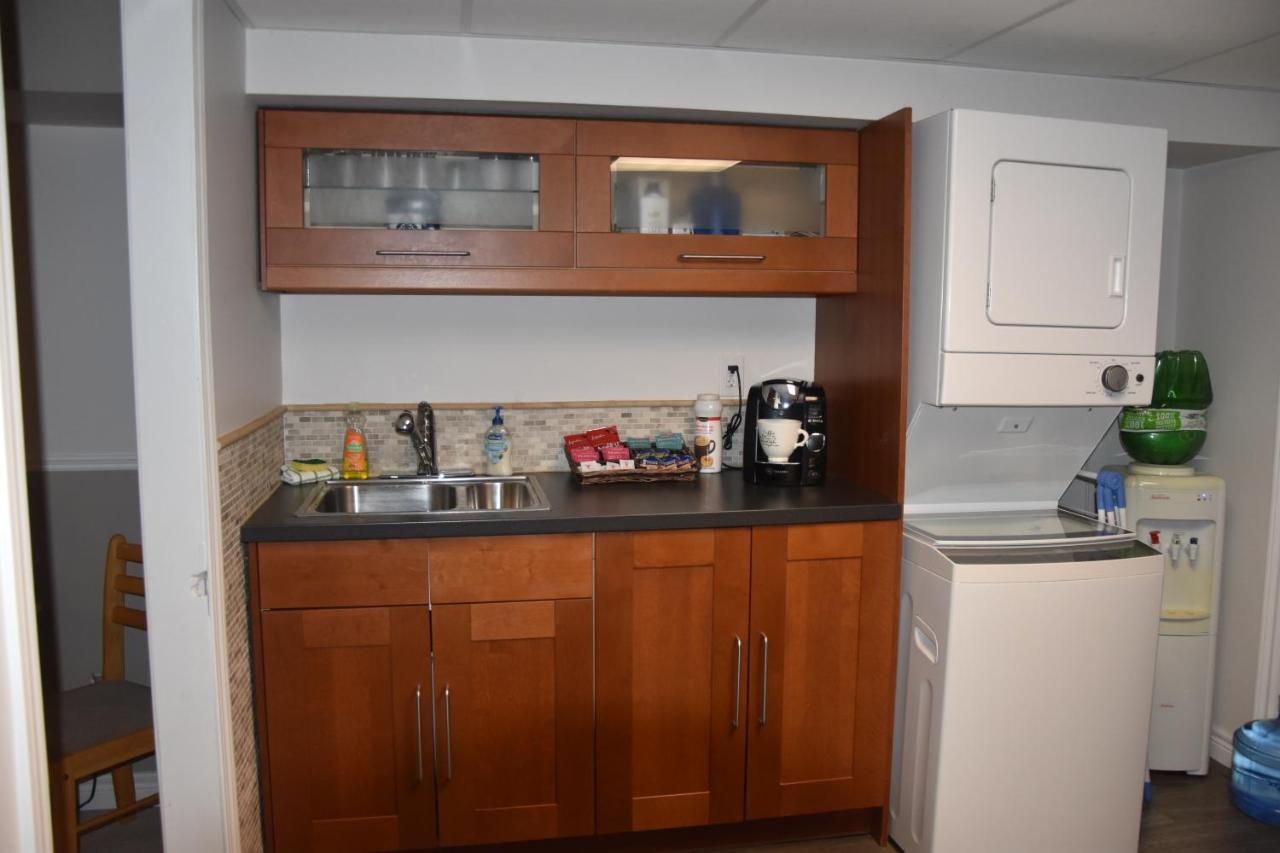 Cozy Suite With Hot Tub & Highspeed Internet Grimsby Exterior foto